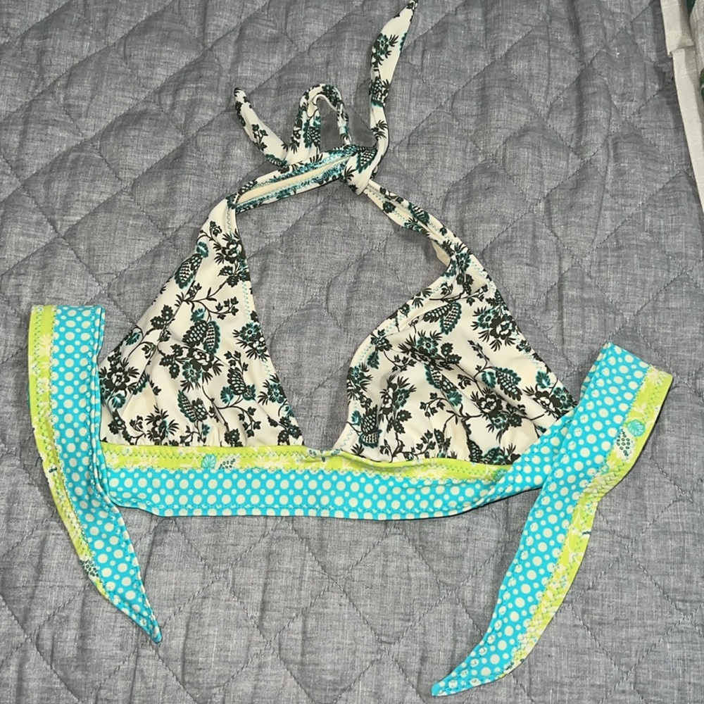 CoCo Reef bikini and swim skirt - Picture 2 of 10